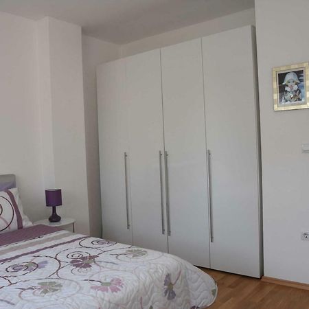 Apartments Ruzica プーラ エクステリア 写真